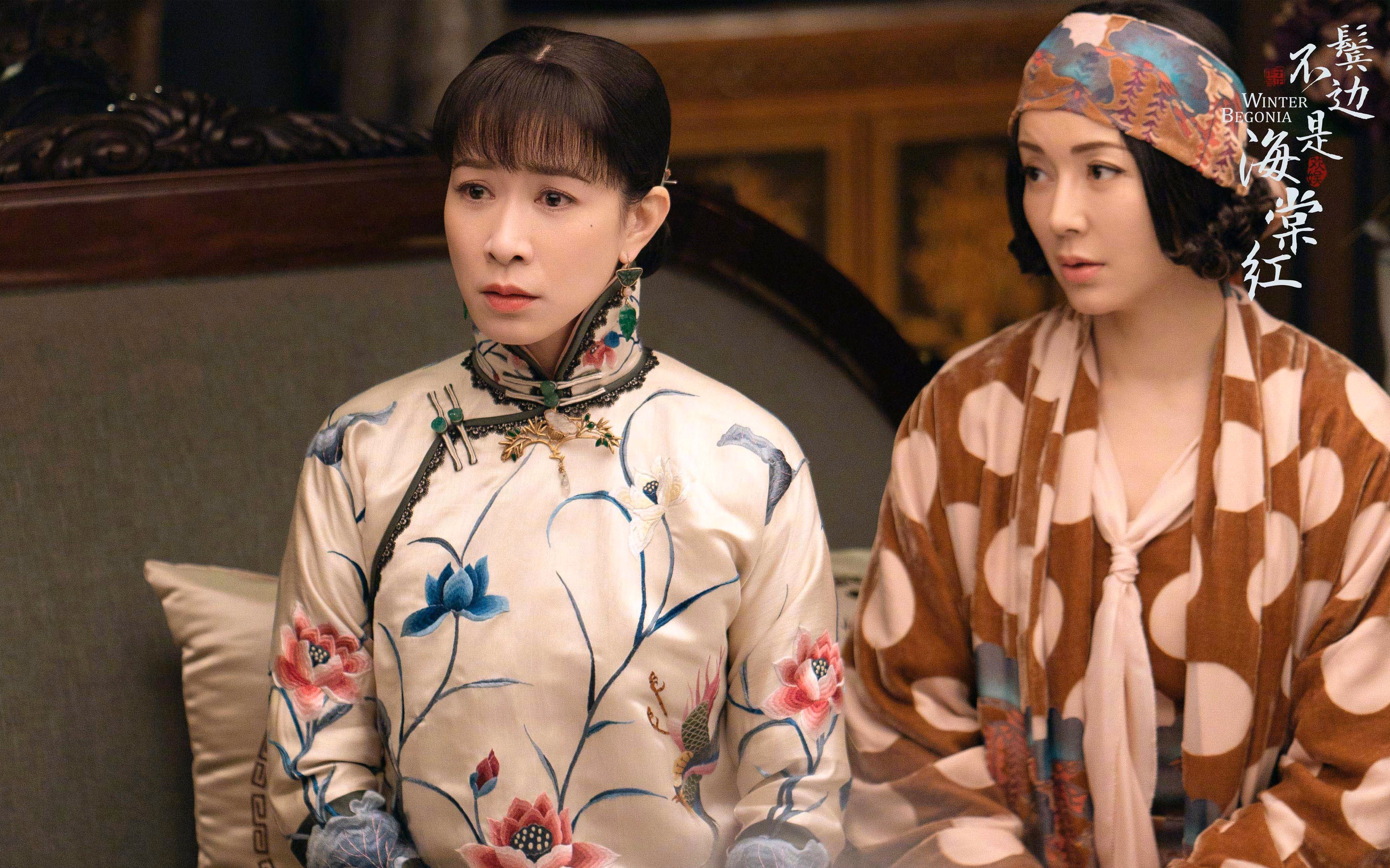 红魔沉沦马赛，蓝月福登闪耀，一个夜晚的两种足球命运