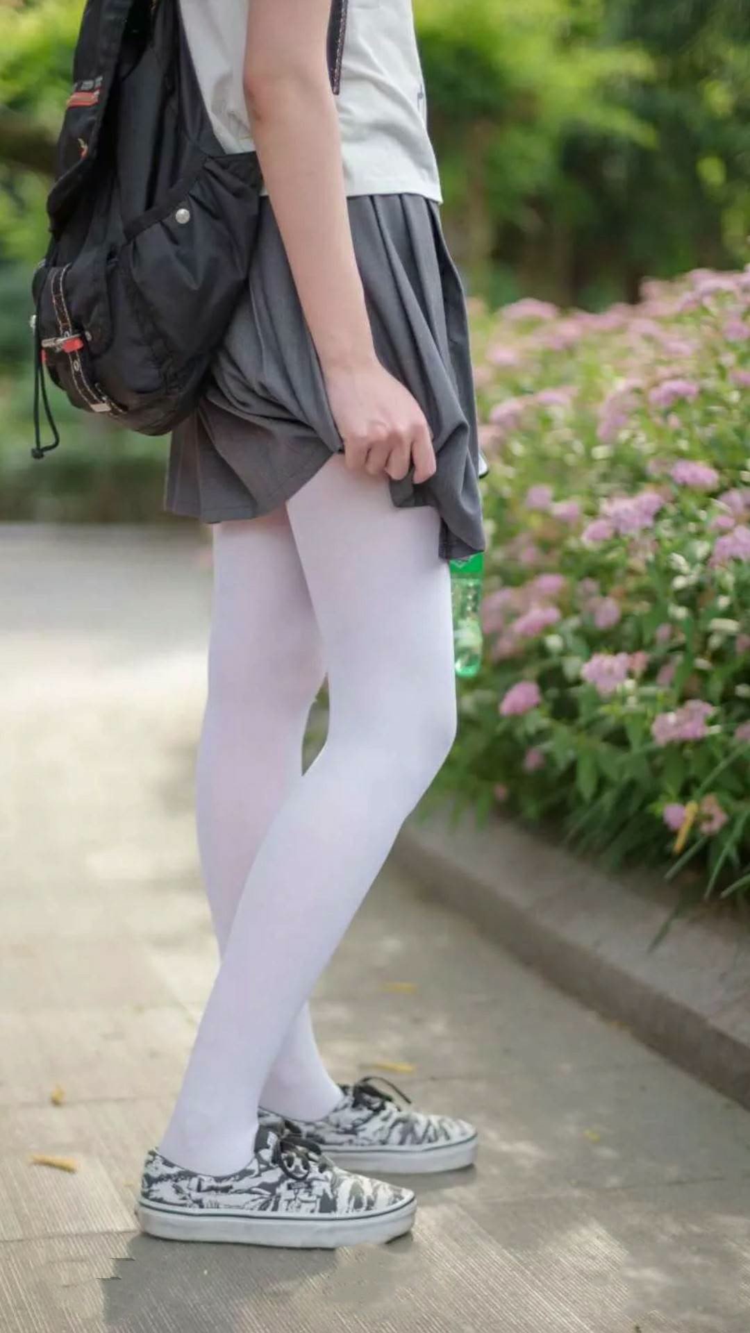 血脉的双重奏，当罗马铁蹄踏过佛罗伦萨，基耶萨在马德里的夜空写下新约