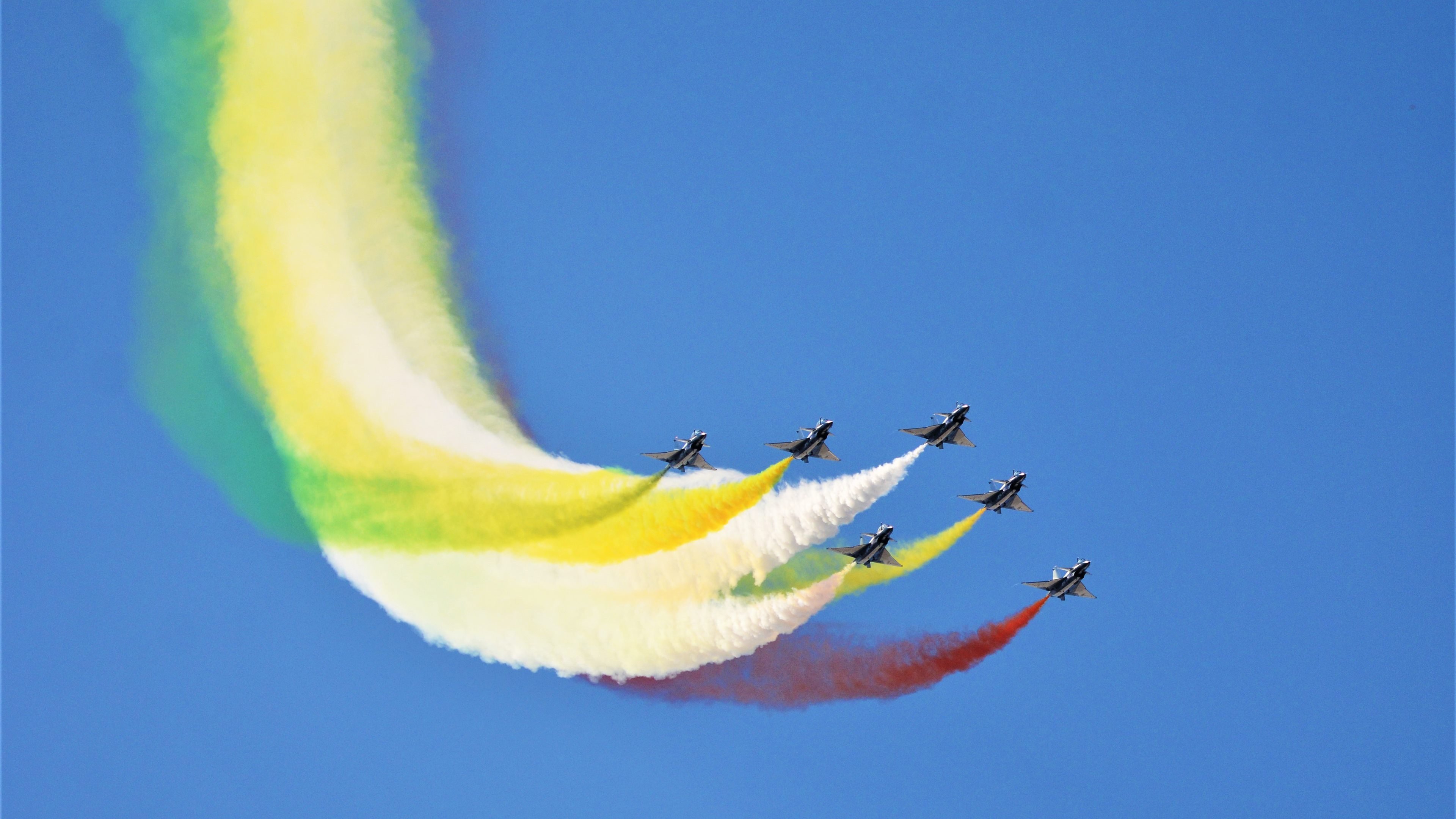 血脉的双重奏，当罗马铁蹄踏过佛罗伦萨，基耶萨在马德里的夜空写下新约