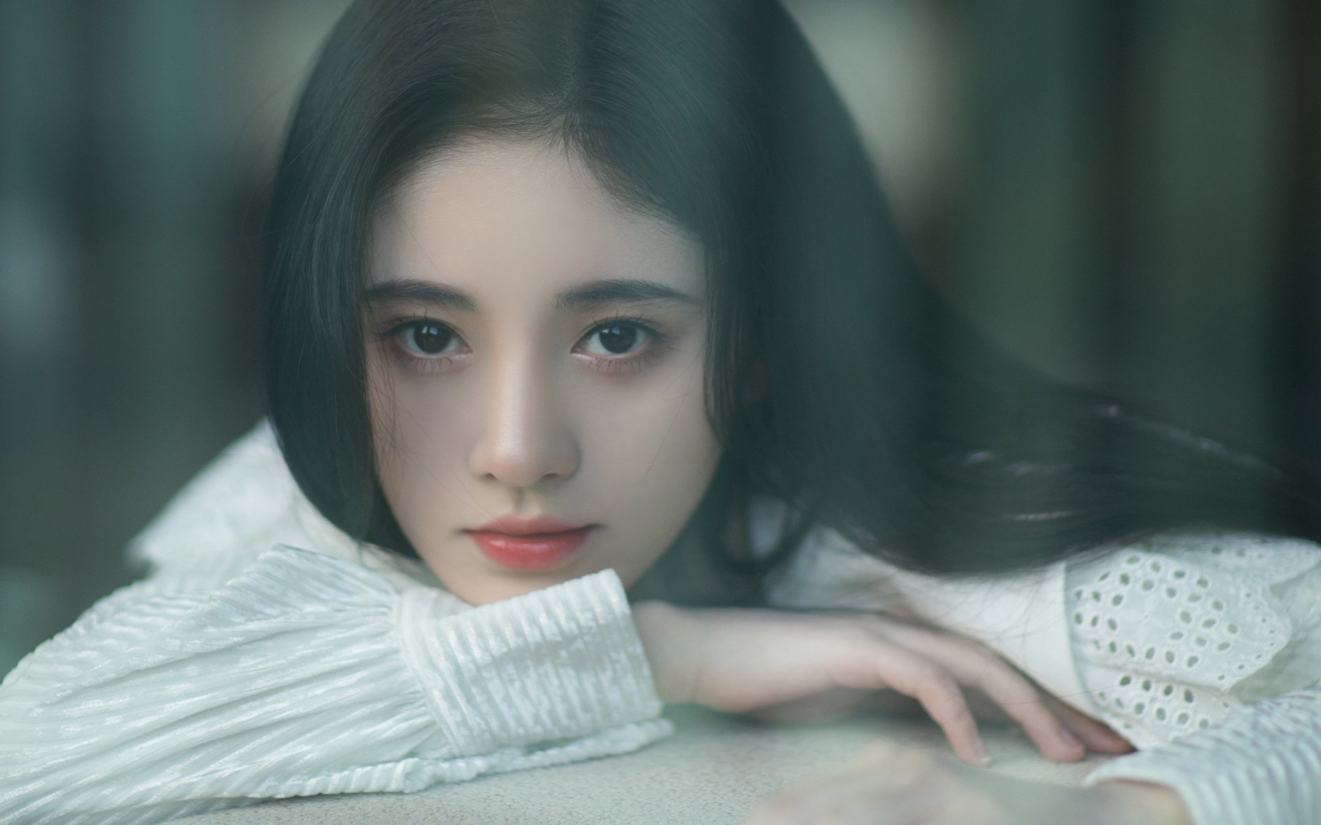 烛火与王座，佩德里的国家德比之夜，如何烧穿了足球的旧叙事