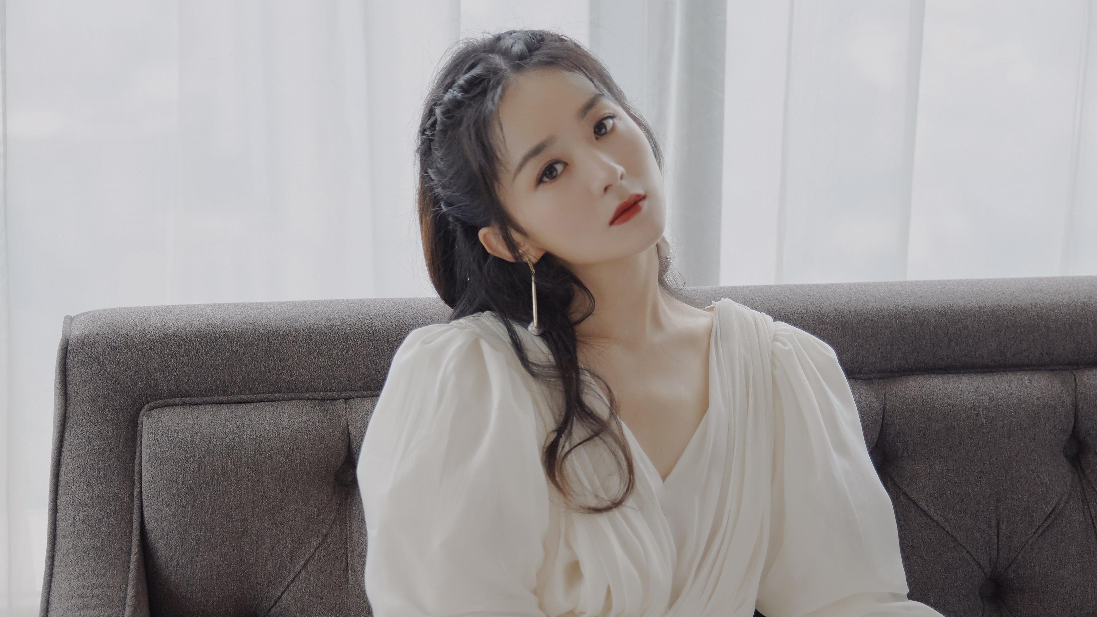 单核逆袭，布伦森的47分神迹与季后赛之夜的孤胆美学