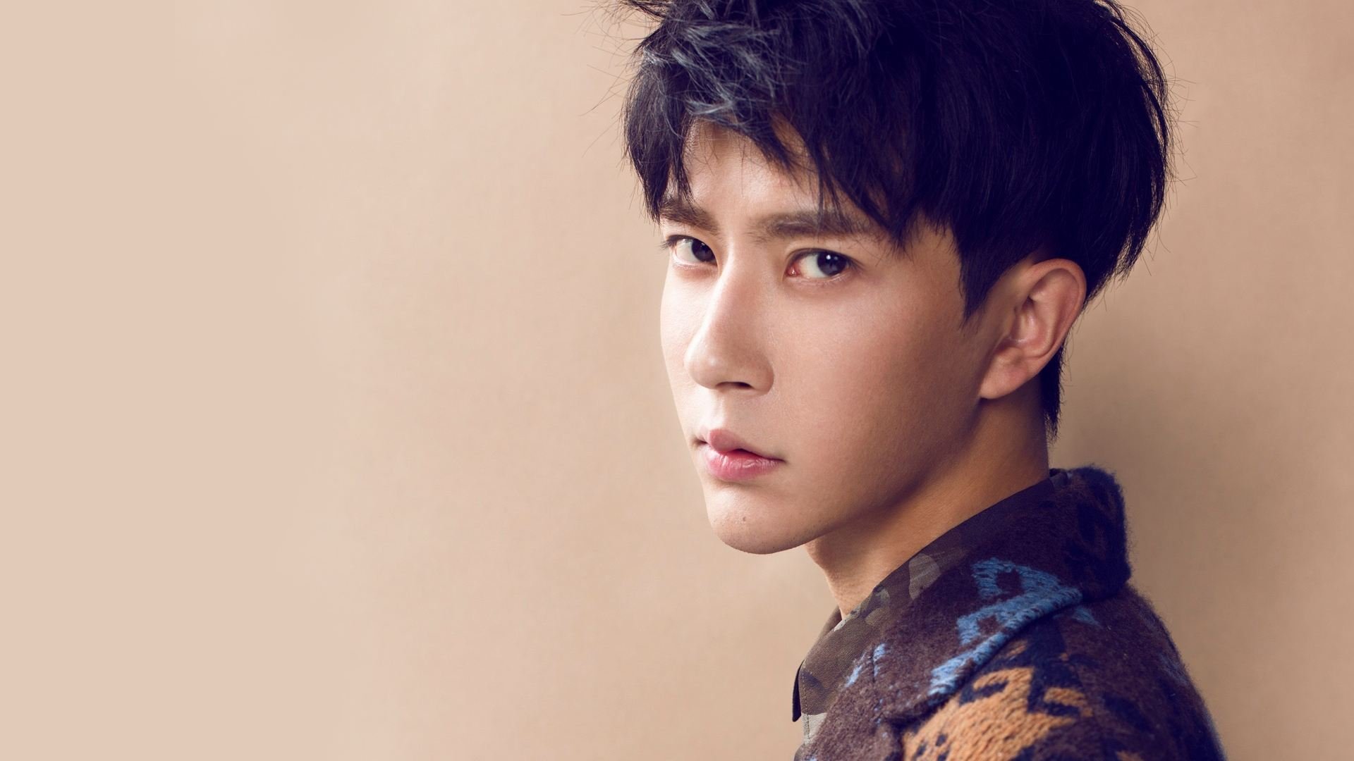 铁蹄与火种，阿坎吉点燃南美之夜，厄瓜多尔以铁血意志正面击溃委内瑞拉